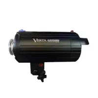 کیت فلاش ۳۰۰ در حد با پرده