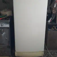 یخچال ایستاده قدیمی