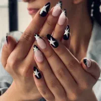 تخفیف ویژه خدمات کاشت ناخن