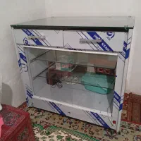زیر ترازو.وسبد حصیری