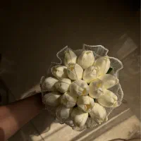 دسته گل لاله عروس