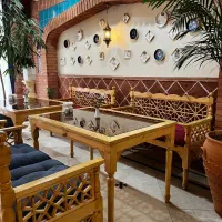 میز و نیمکت سنتی