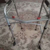 واکر چرخ دار تا شو