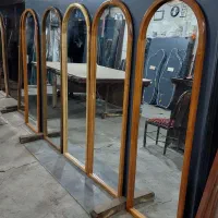 قاب آینه قدی چوبی روس گنبدی ساده پنجره‌ای دفرمه