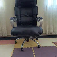 صندلی اداری چرخدار