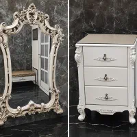 دو عدد آینه سلطنتی و یک کنسول