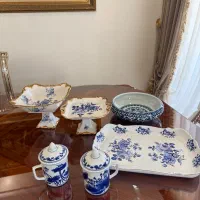 ظروف گل آبی