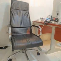 صندلی چرخان اداری مدیریتی