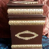 سطل زباله وجا دستمالی کنار سالنی