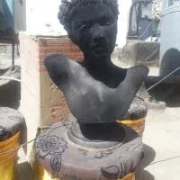 مجسمه گچی