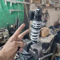 تعمیر انواع کمک فنر موتور سیکلت