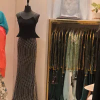 یک عدد لباس مجلسی خیلی شیک