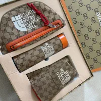 پک کیف و کلاه و تراول ماک