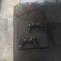 پی اس 4 با دو دسته