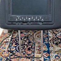 یک عدد  مانیتور دی وی دی سالم
