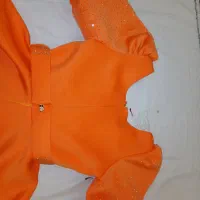لباس مجلسی و یک عدد شلوار نگین دار