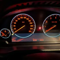 بی‌ام‌و X4 28i، مدل ۲۰۱۵ استثنائی|خودرو سواری و وانت|تهران, فرمانیه|دیوار