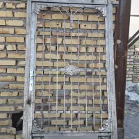 درب ورودی سالنی
