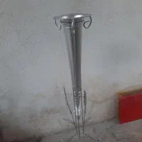 پایه گل فلزی