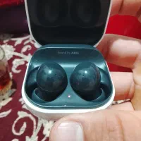 ایرپاد|صوتی و تصویری|گالیکش, |دیوار