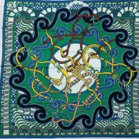 روسری ابریشمی تیره روشن