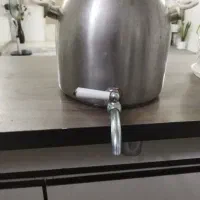 کتری شیر دار
