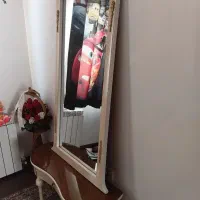 آیینه وکنسول