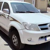 تویوتا هایلوکس