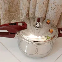 زودپز مارک برایتون شش لیتری مناسب جهیزیه