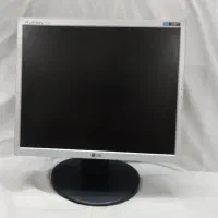 مانیتور  ۱۷ اینچ LG