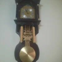 ساعت دیواری چوبی