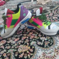 کتونی طوسی سایز ۳۹و۴۰ وکتوری هفت رنگ سایز ۳۸