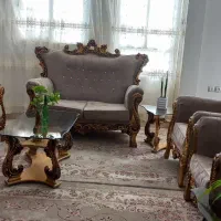 مبل هفت نفره همراه دو عدد عسلی و میز جلو مبلی