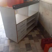 وسایل فلافلی بفروش میرسید