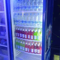 یخچال ویترینی ایستاده مغازه