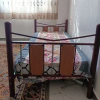 تخت یک نفره
