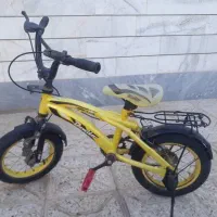 دوچرخه 16 ، زرد