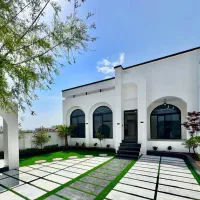 فروش منزل ویلایی ۲/۵ طبقه مستقل مناسب دو خانواده