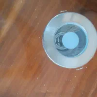 ۹ عدد. هالوژن و ۳ تا مهتابی
