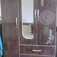 کمد لباس سه درب سه کشو رگال دار