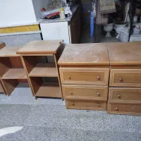 دو کابینت کشویی و دکوری