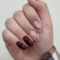 ترمیم ناخن سبلان کاشت ناخن کاشت مژه سبلان بافتمو