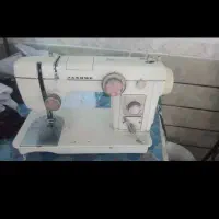 چرخ خیاطی ژانومه ۸۰۲ سالم سالم
