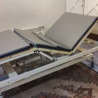 تخت بیمارستانی سه شکن، برند Richmat