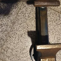 گیره رومیزی بزرگ قدیمی