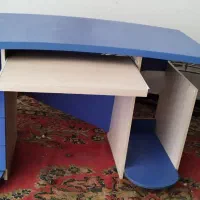 فروش ۲ عدد میز کامپیوتر و اداری