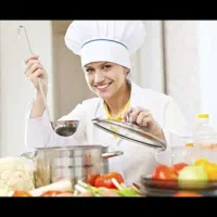 نیازمند آشپز خانم