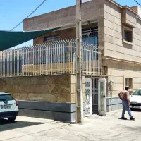 فروش ویلای دو طبقه بازسازی شده شیک فضل اباد