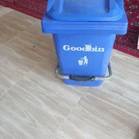 سطل زباله پدالی