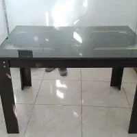 میز نهار خوری ۴ نفره